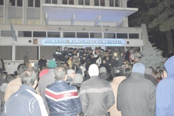 Au descins procurorii în Primăria Mangalia: scandalul căldurii devine penal
